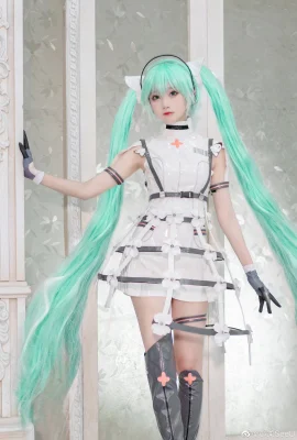 Hatsune Miku SEGA Sound Game Birdcage ver.cos @小素SeeU (9 фото)