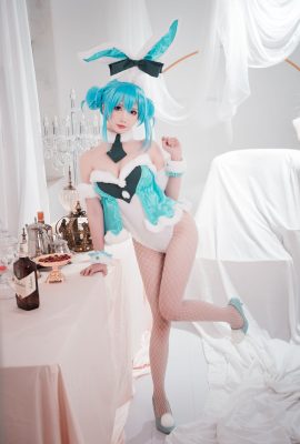 Блинная Фея Hatsune Bunny Girl