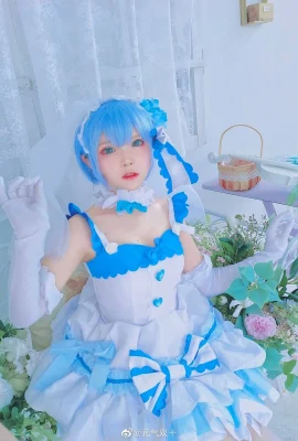 Re: Жизнь в другом мире из Zero Rem: @元气双夏, Ram: @元气双十 (10 фото)