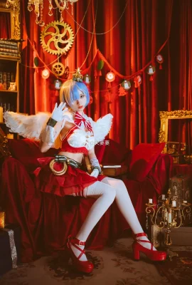 Re: Жизнь в другом мире из Zero Rem Christmas @天萋苋(9 фото)