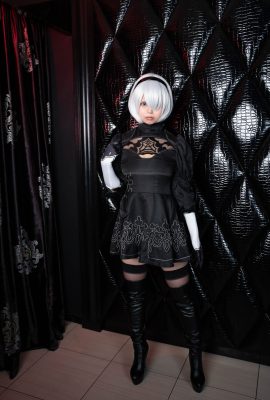 (Омими) 2B косплей (nier automata)