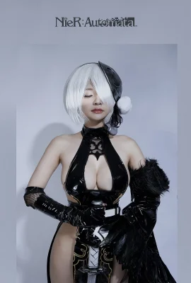 (Азами) 2B (NieR_Automata)