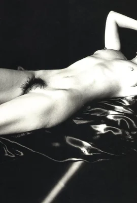 AKI Mizusawa 1995.5 Фотографии (105 фотографий)